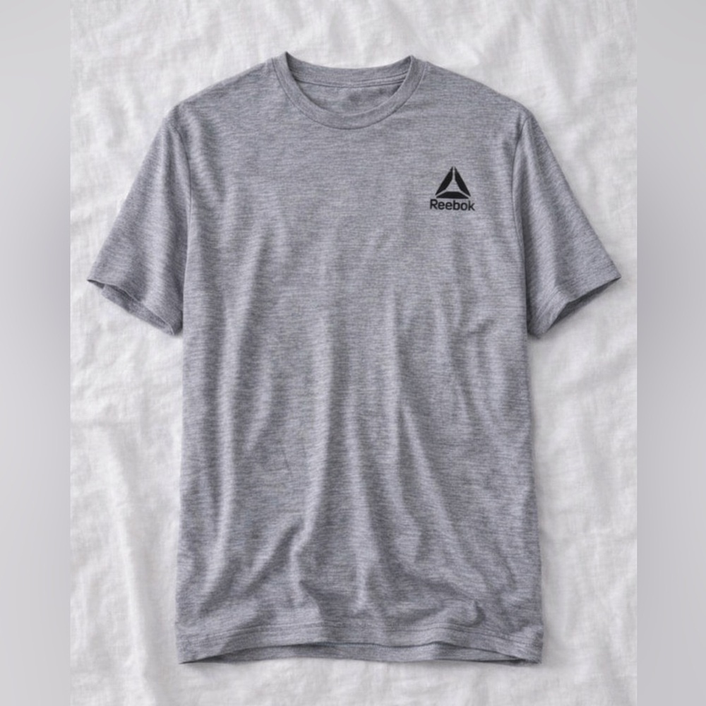 Reebok Quick Dry Athletic T Shirt Mens M Gray Performance Gym Tee NWOT